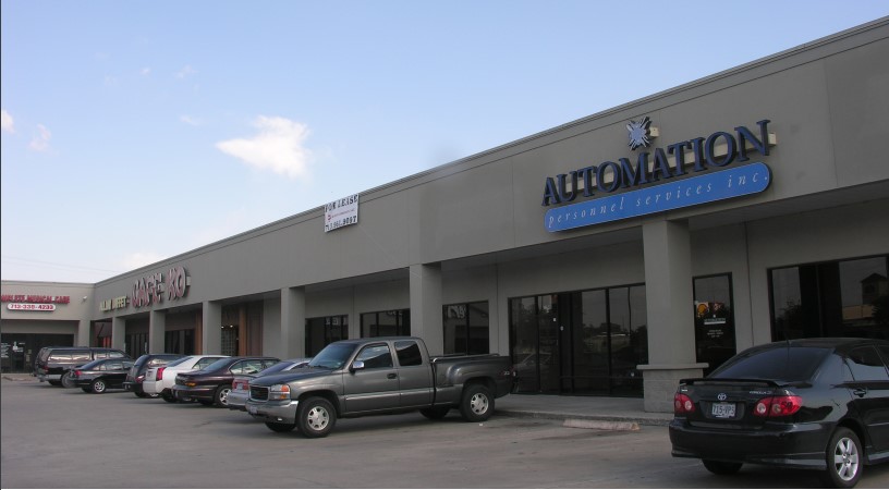 Normandy Woods Plaza Shopping Center